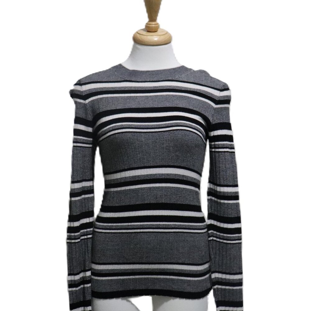Gina Tricot Women's Black & White Sweaters